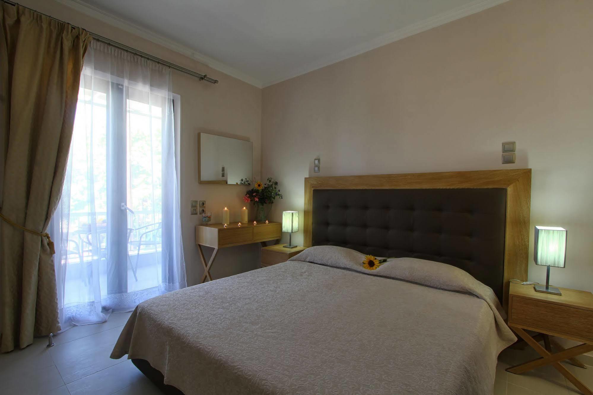 Ilioxenia Apartman Ajíasz Fotinísz-part Kültér fotó