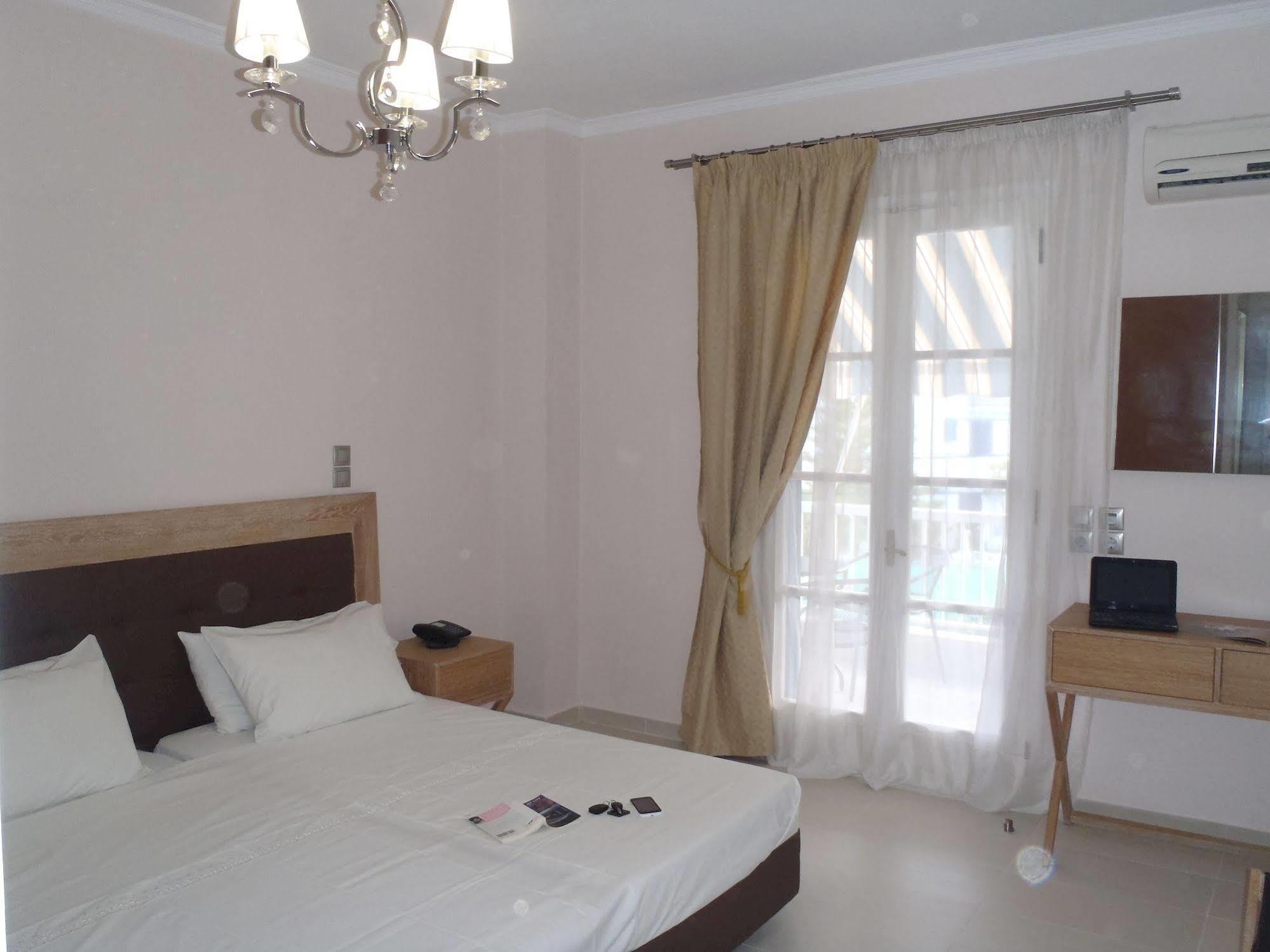 Ilioxenia Apartman Ajíasz Fotinísz-part Kültér fotó